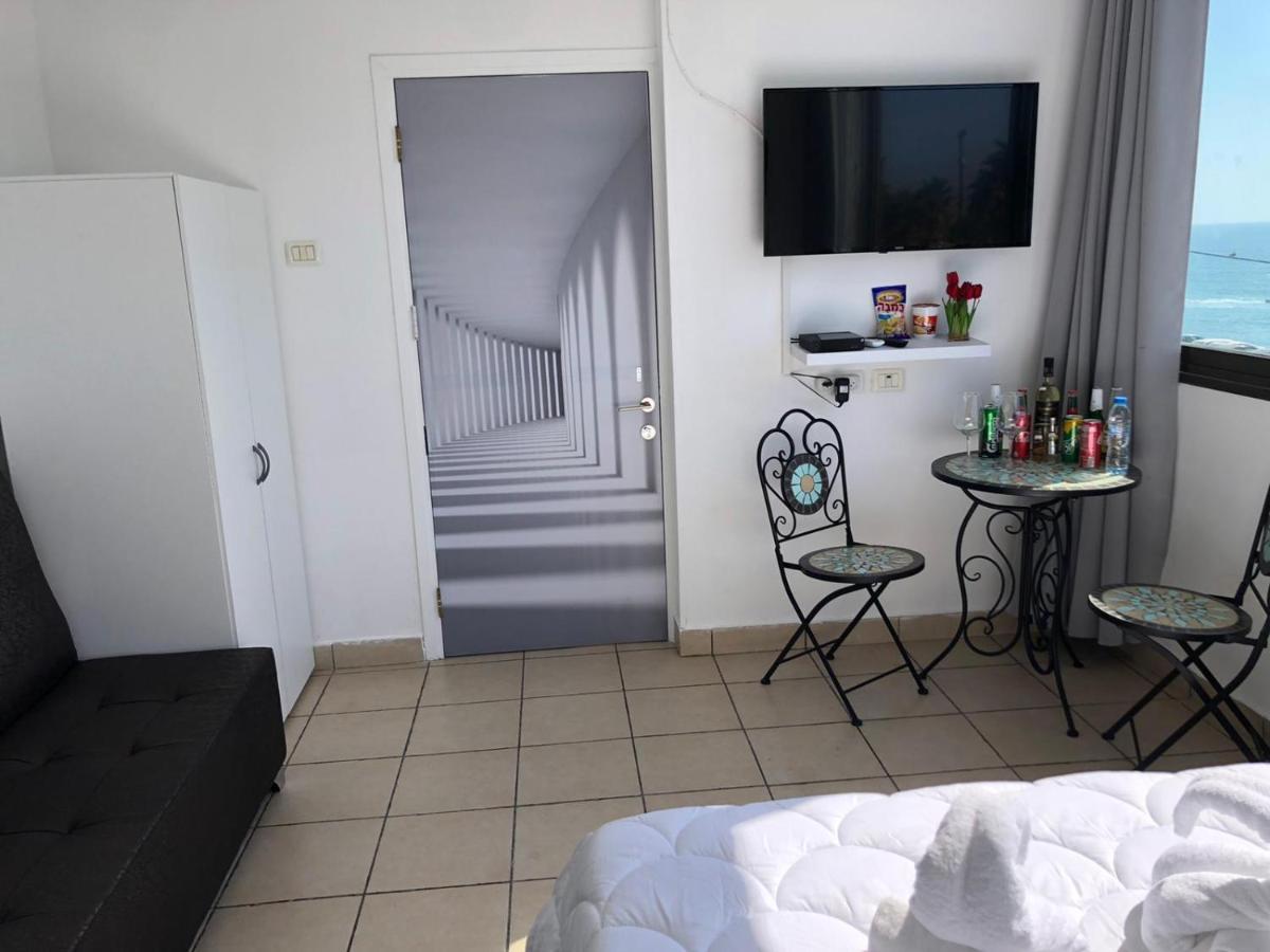 Sea Line Hotel From R&A Group Bat Yam Bagian luar foto