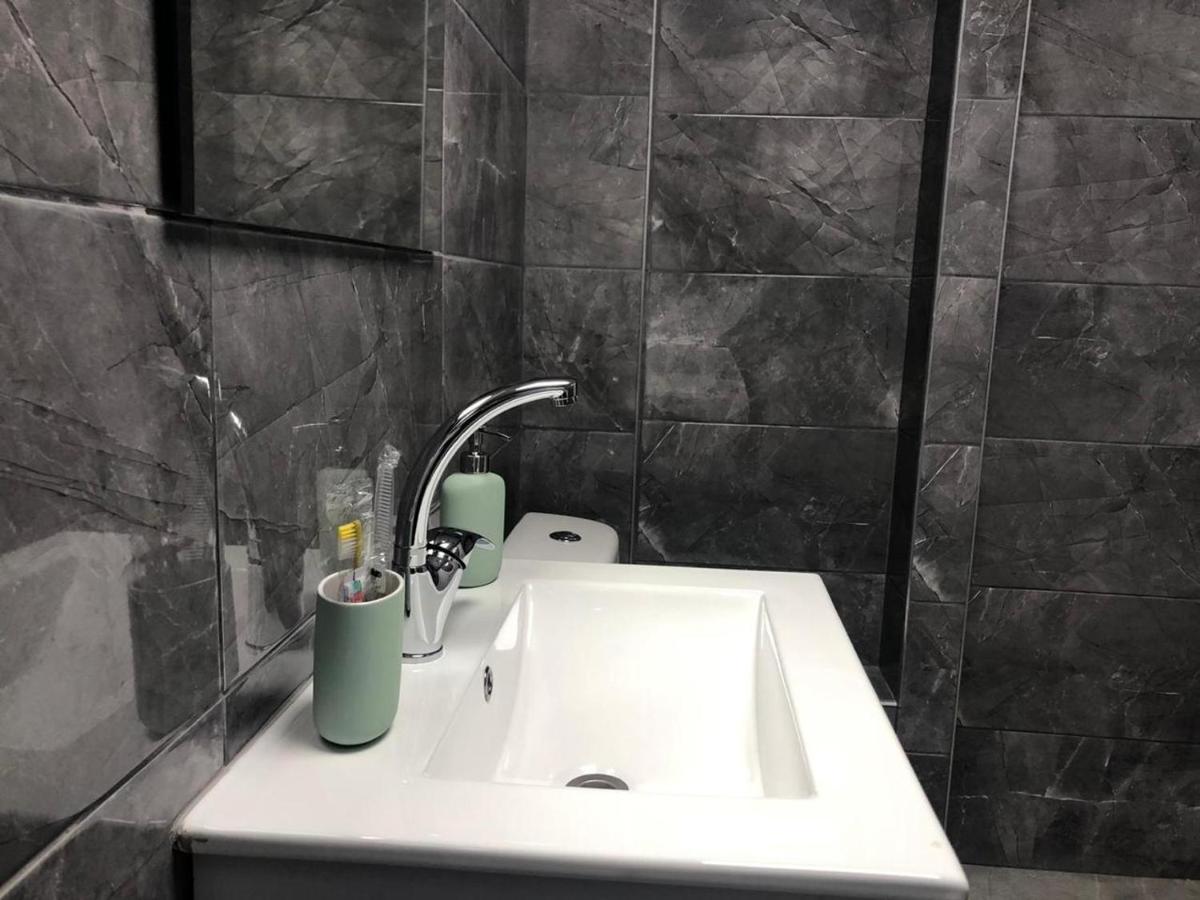 Sea Line Hotel From R&A Group Bat Yam Bagian luar foto