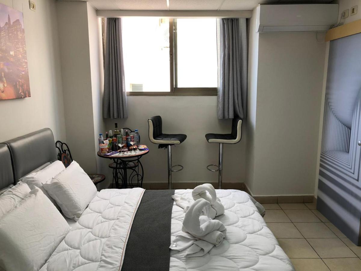 Sea Line Hotel From R&A Group Bat Yam Bagian luar foto