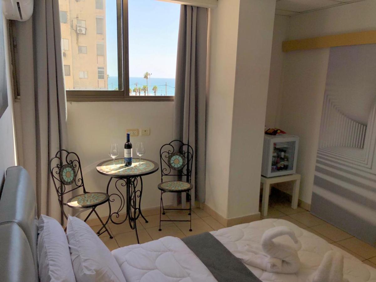 Sea Line Hotel From R&A Group Bat Yam Bagian luar foto