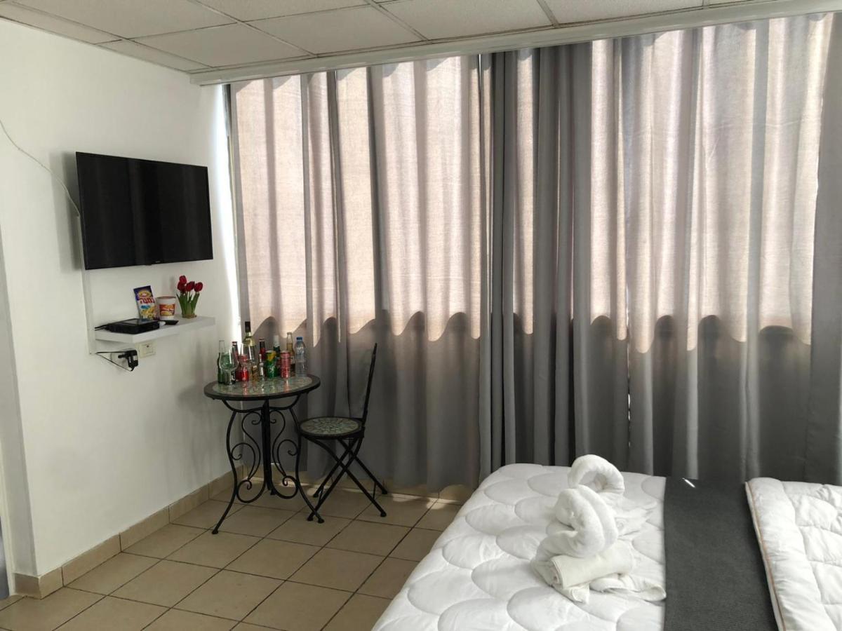 Sea Line Hotel From R&A Group Bat Yam Bagian luar foto