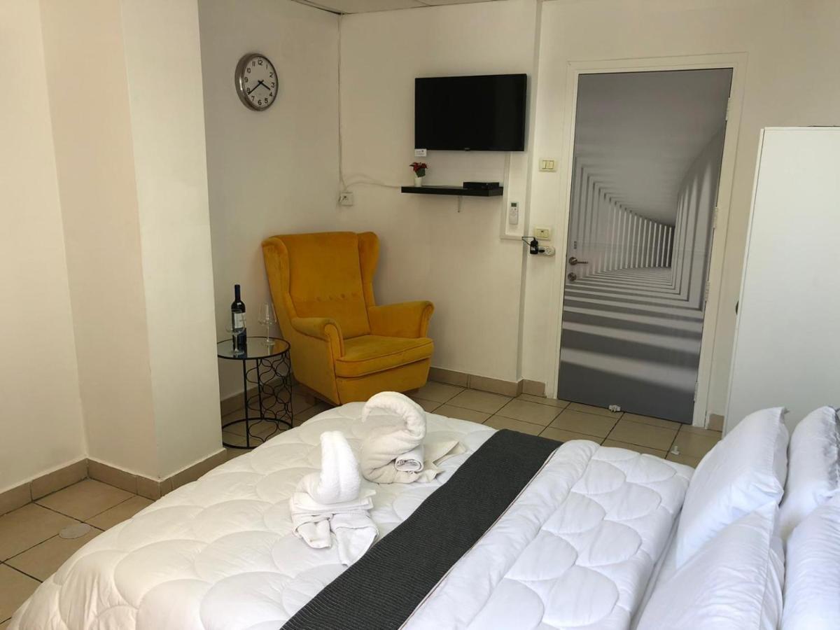 Sea Line Hotel From R&A Group Bat Yam Bagian luar foto
