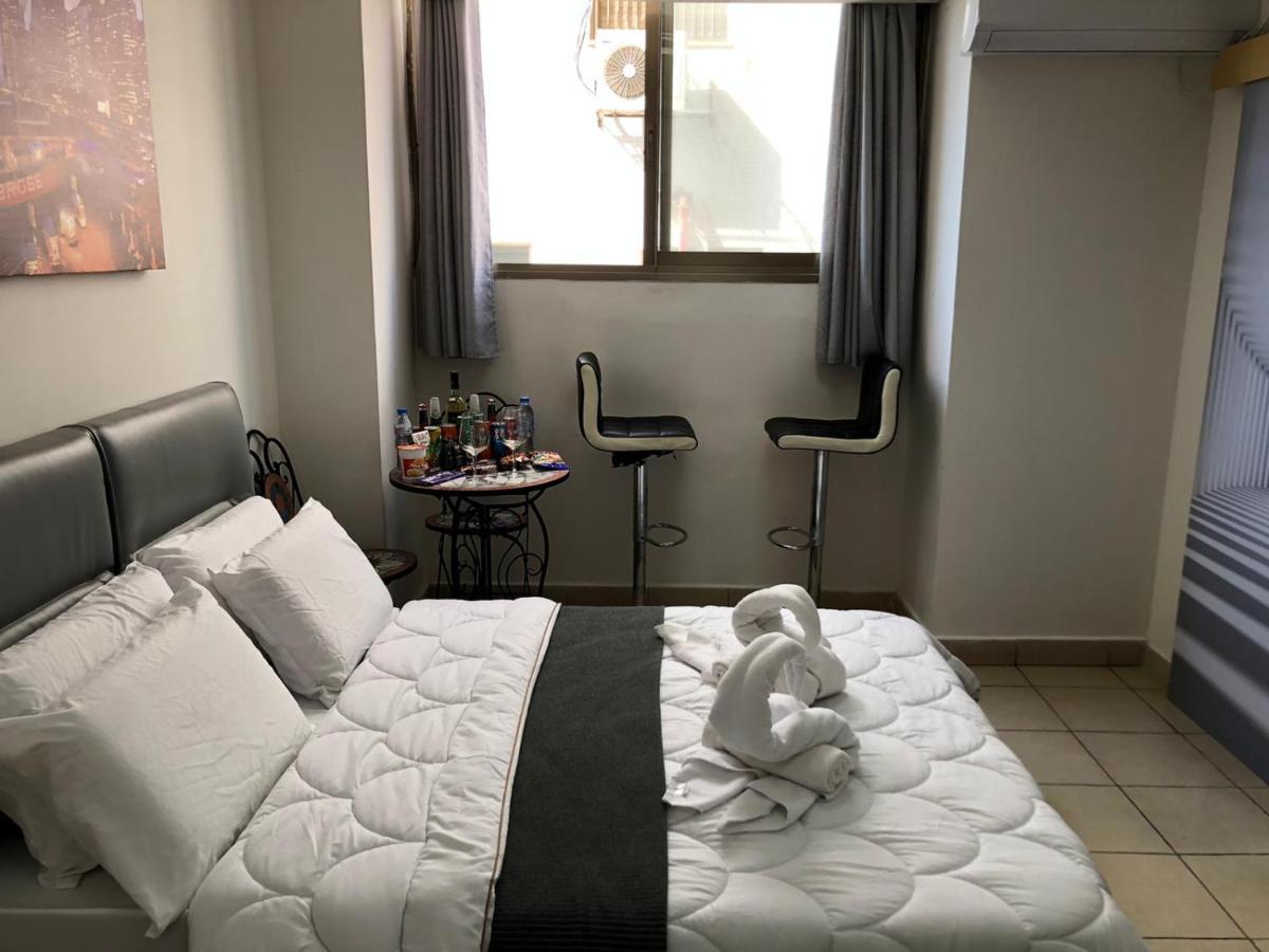 Sea Line Hotel From R&A Group Bat Yam Bagian luar foto