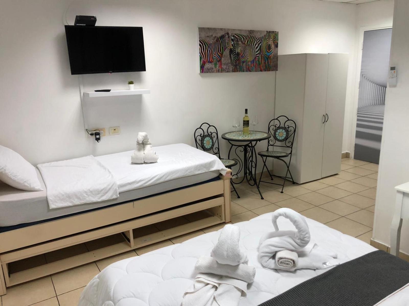 Sea Line Hotel From R&A Group Bat Yam Bagian luar foto